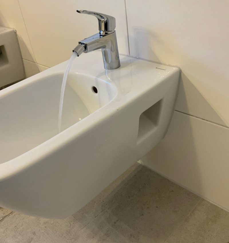 Barrierefreie Badsanierung mit Fußbodenheizung in Oranienburg 9