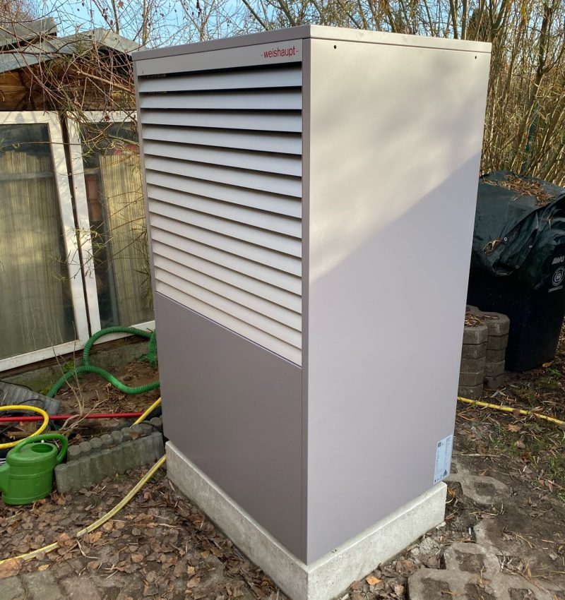 Luft-Wasser-Wärmepumpe von Weishaupt gegen eine Gasheizung in Leegebruch 2