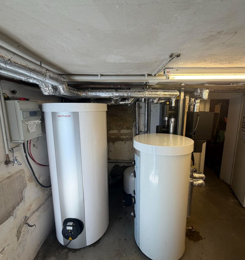 Luft-Wasser-Wärmepumpe von Weishaupt in Berlin 6