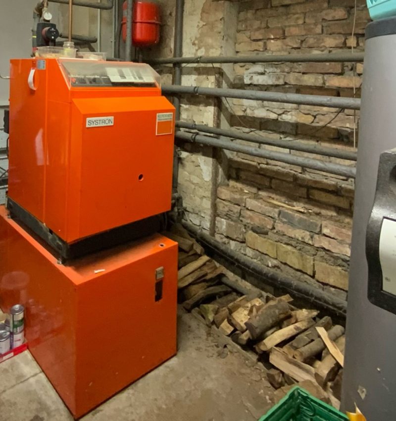 Weishaupt Wärmepumpe statt Ölheizung in Oberkrämer 1