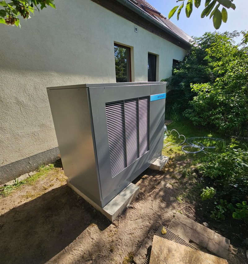 Weishaupt Wärmepumpe statt Ölheizung in Oberkrämer 2